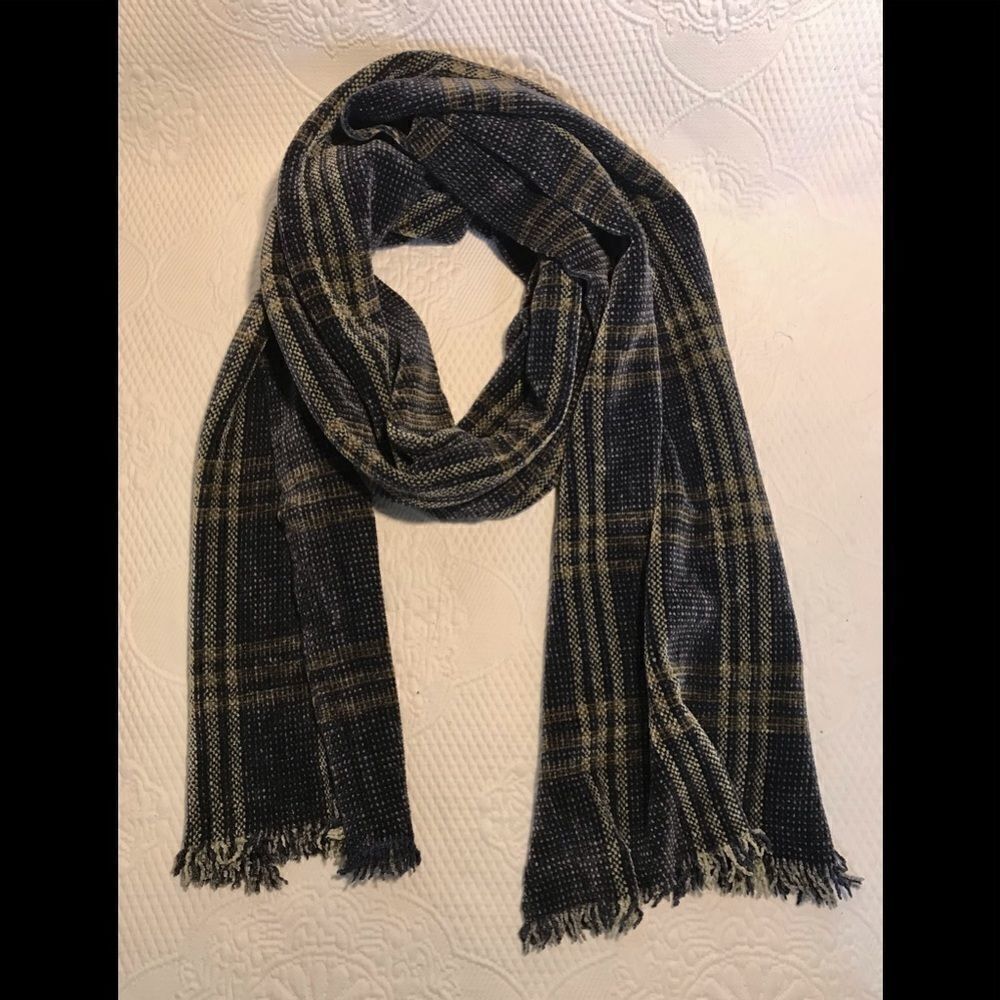 Frittelli & Lockwood chenille plaid fringed scarf